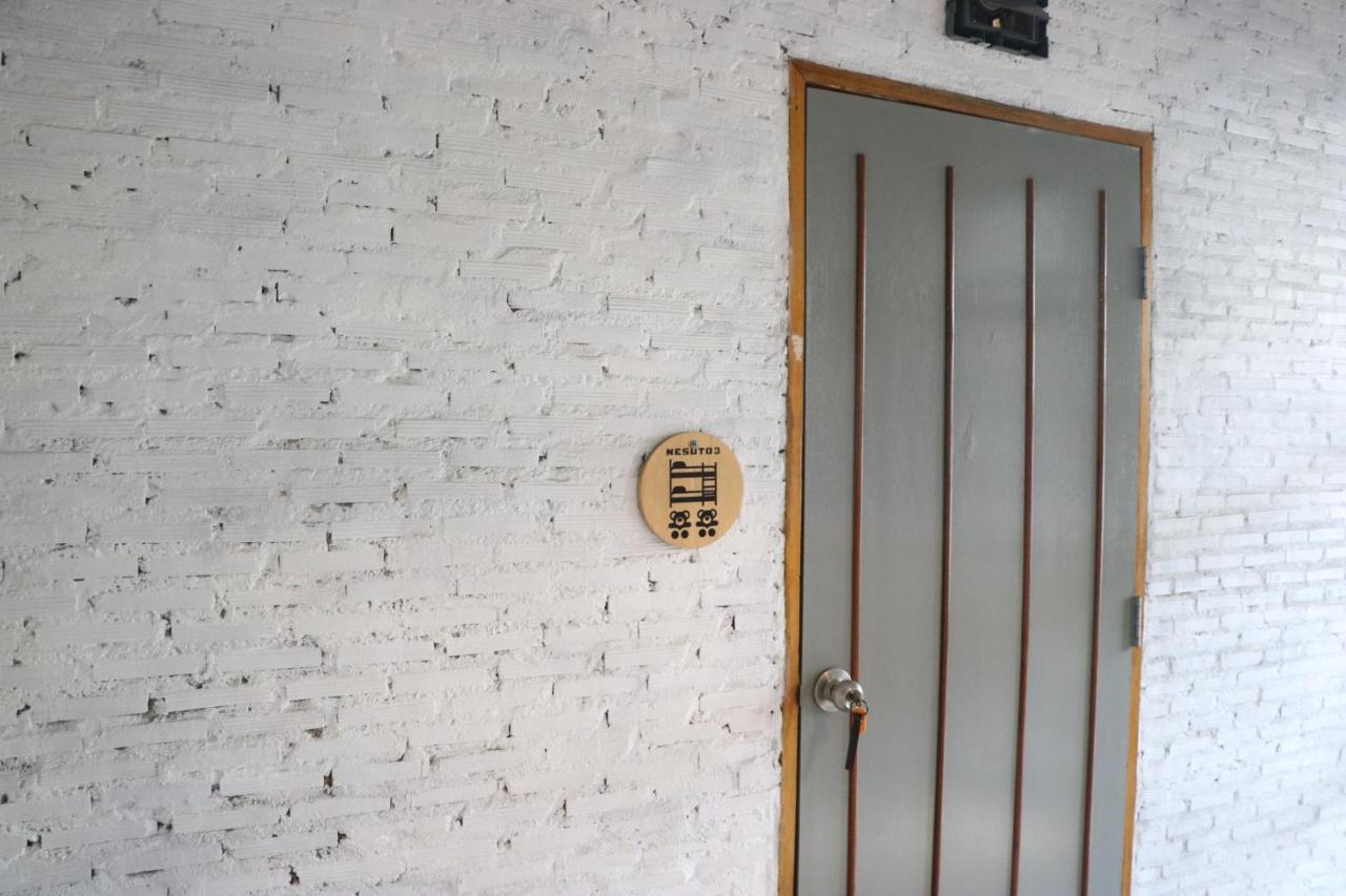 Nesuto Hostel Ramkamhaeng 52 Бангкок Экстерьер фото